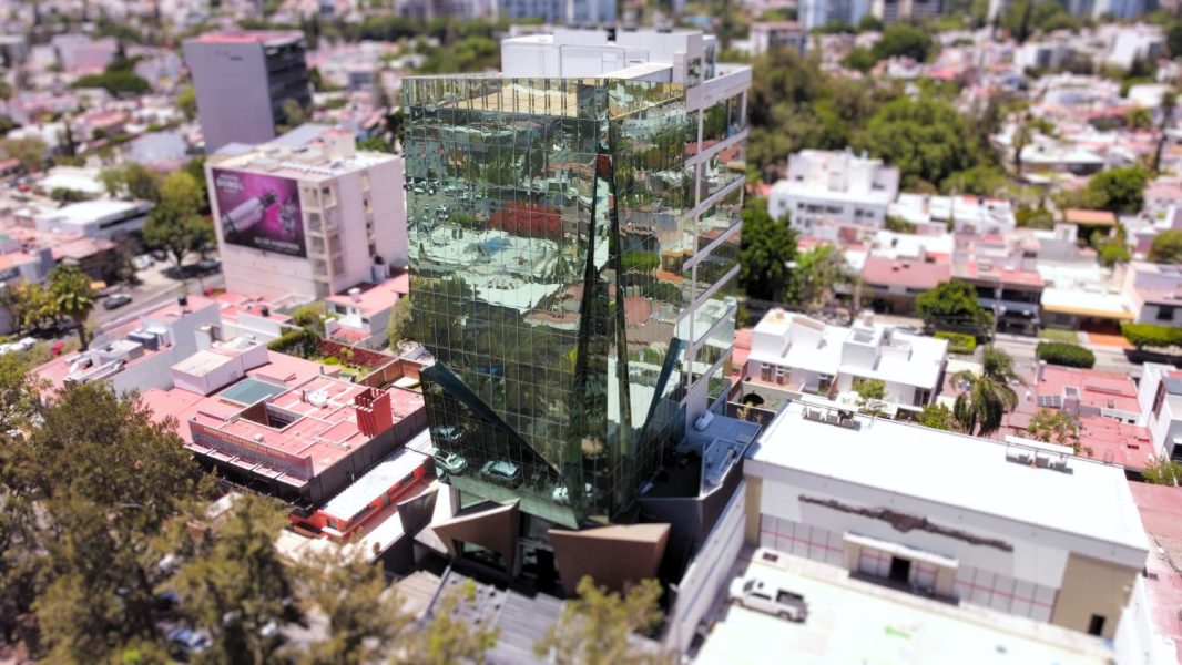 f39a0976-a546-421c-a3c3-5b5cda2976f8